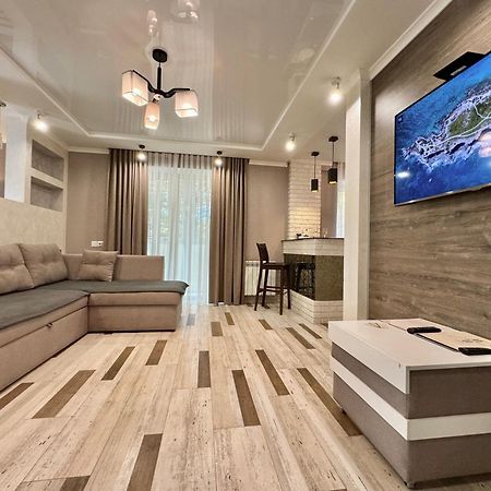 Apartpoltava Розкішна Студія З Кутовою Ванною, 1-Й Будинок Біля Корпусного Парку, Панорамний Балкон Eksteriør billede